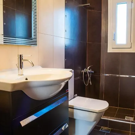 Villa Luxury With Great Views Near Airport Thessaloniki