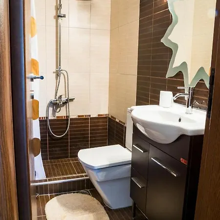 Luxury With Great Views Near Airport Villa